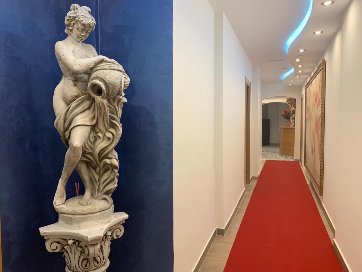 Hostal Poeta Machado Баеза Екстериор снимка