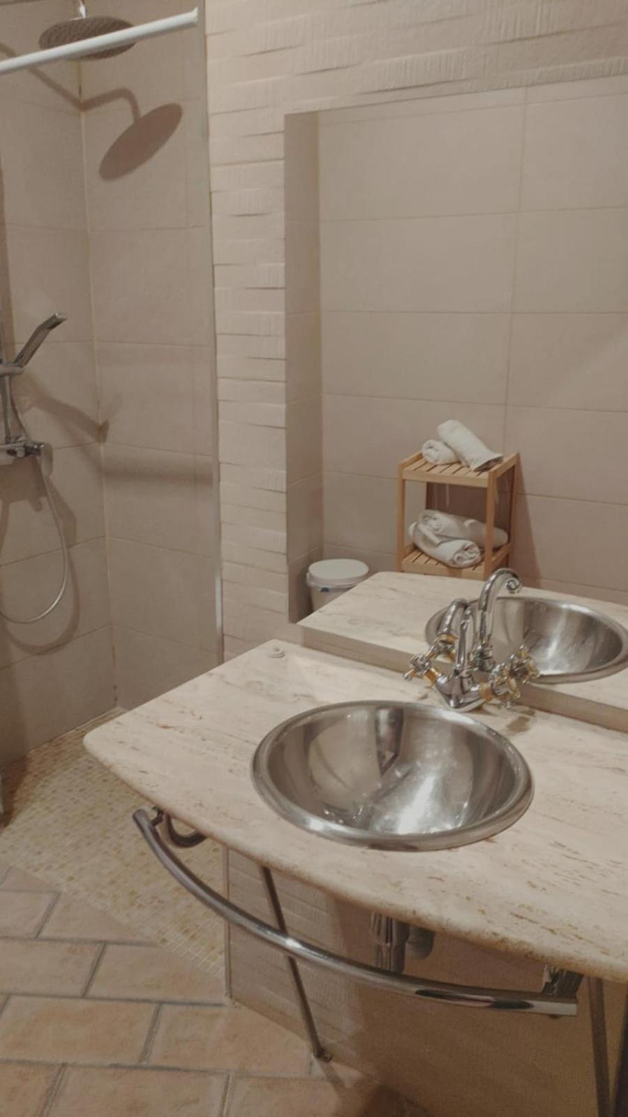 Hostal Poeta Machado Баеза Екстериор снимка